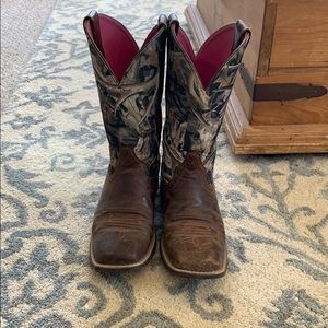 Ariat camo boots